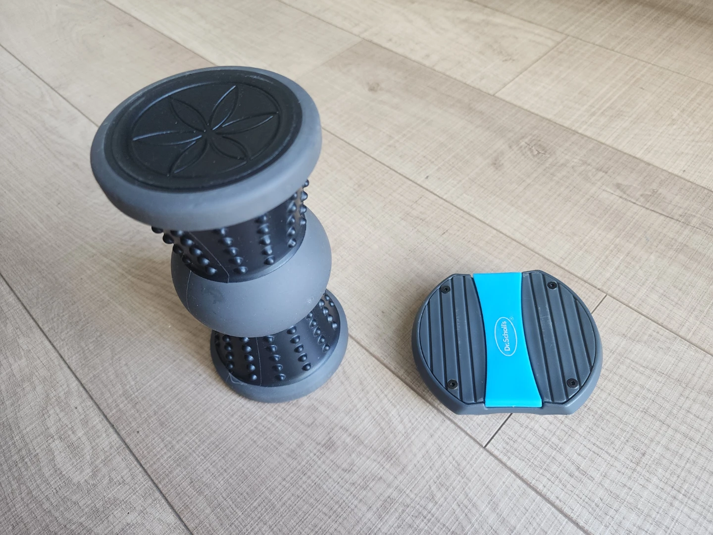Dr. Scholl's Foot Massager Roller & Acupressure Set - photo 2