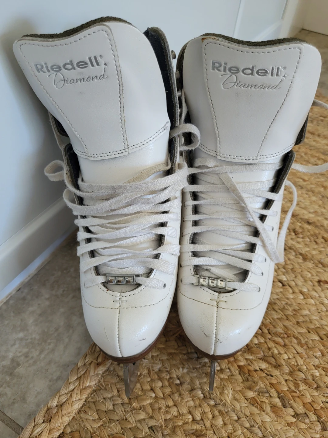 Riedell Diamond Figure Skates - White - Size 4