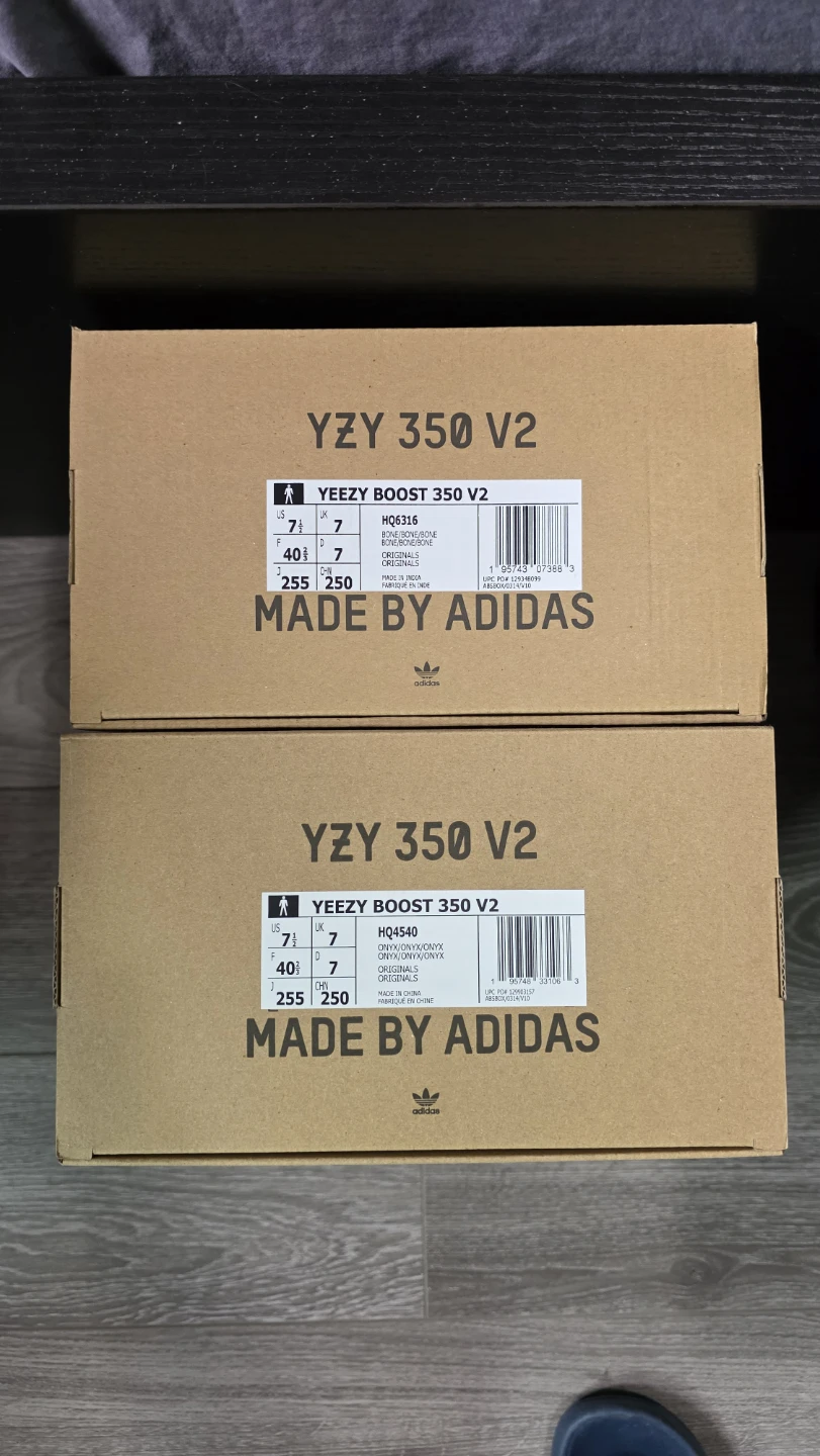 BNIB Adidas Yeezy Boost 350 V2 - Onyx, Bone - photo 3