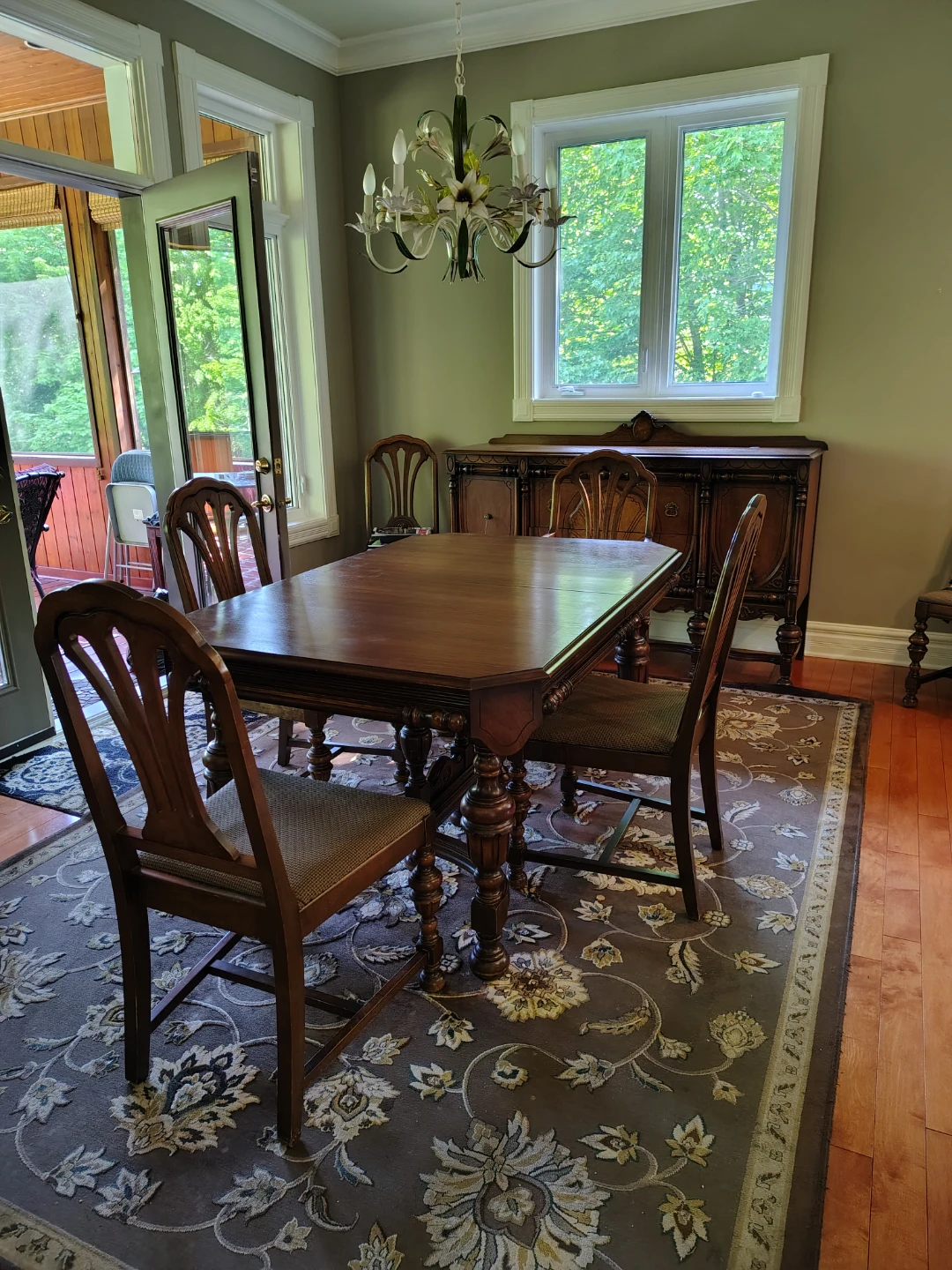 Antique Wood table / chairs, Sideboard Buffet and hunch
