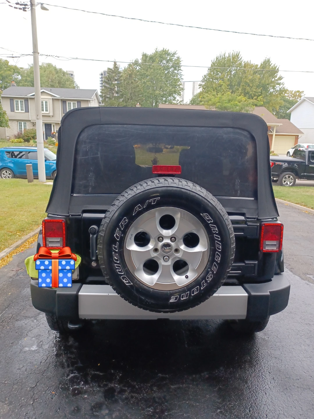 Black Jeep Wrangler Unlimited Sahara 4x4 - photo 4