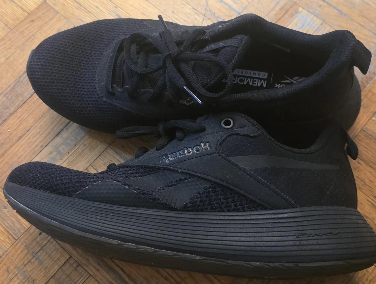 Reebok Black Running Shoes Size 9.5