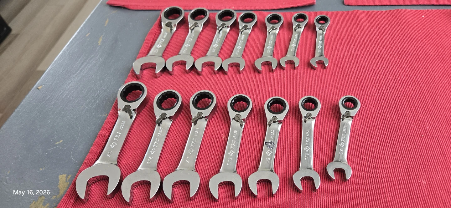 GearWrench Ratcheting Combination Wrench Set