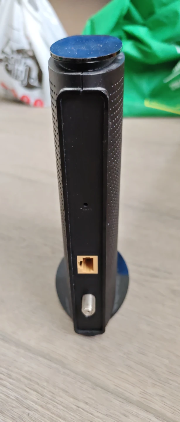 TP-Link TC7650 DOCSIS 3.0 Cable Modem - photo 2