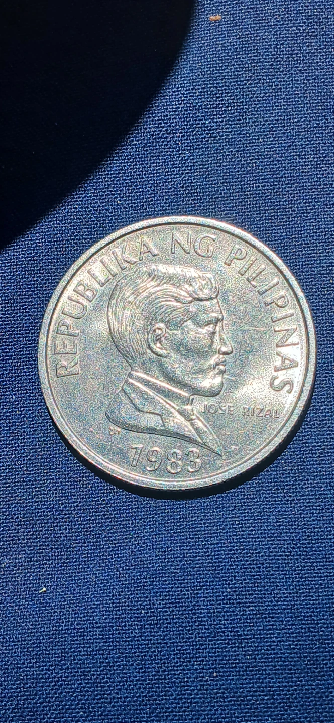 1 Piso Coin - Republic of the Philippines 1983 - photo 2