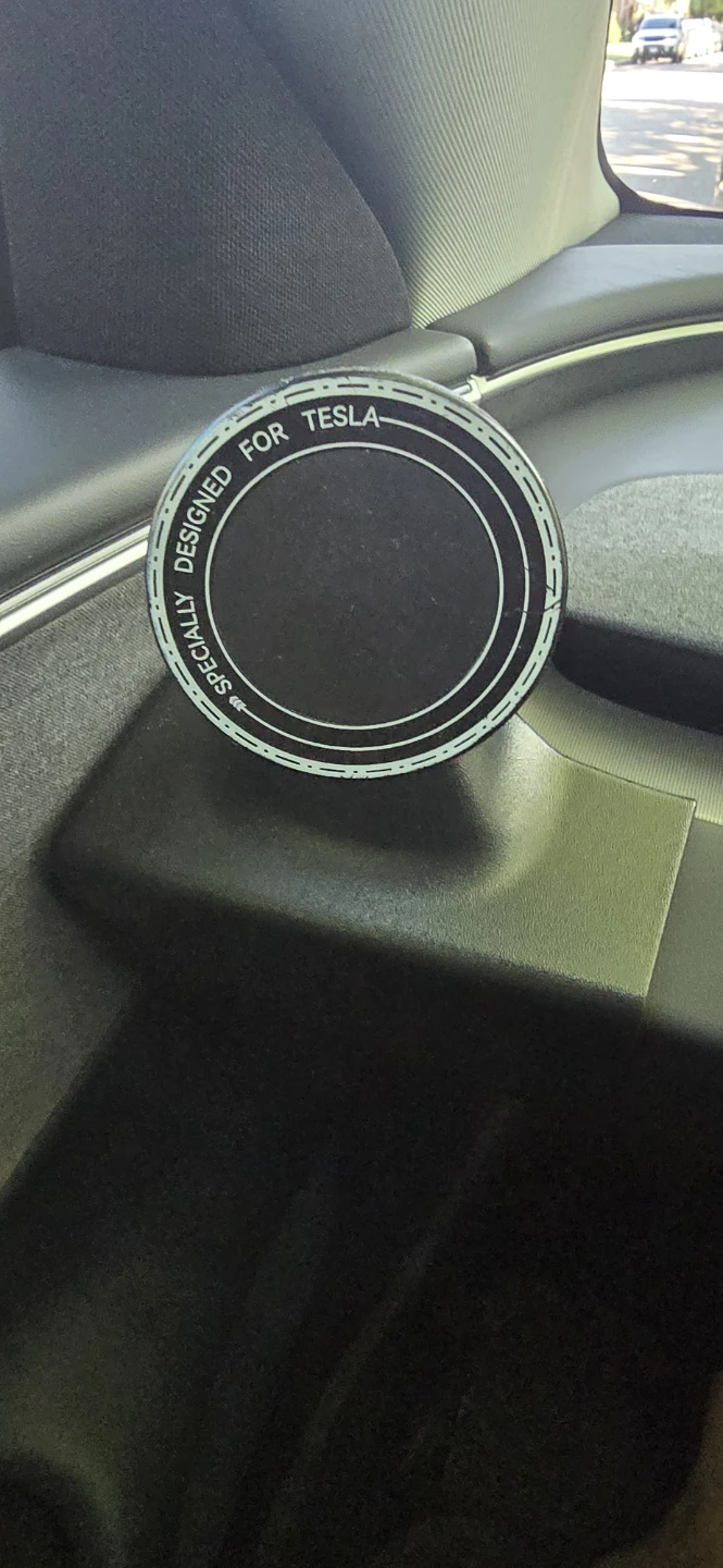 Tesla Highland Magnetic Phone