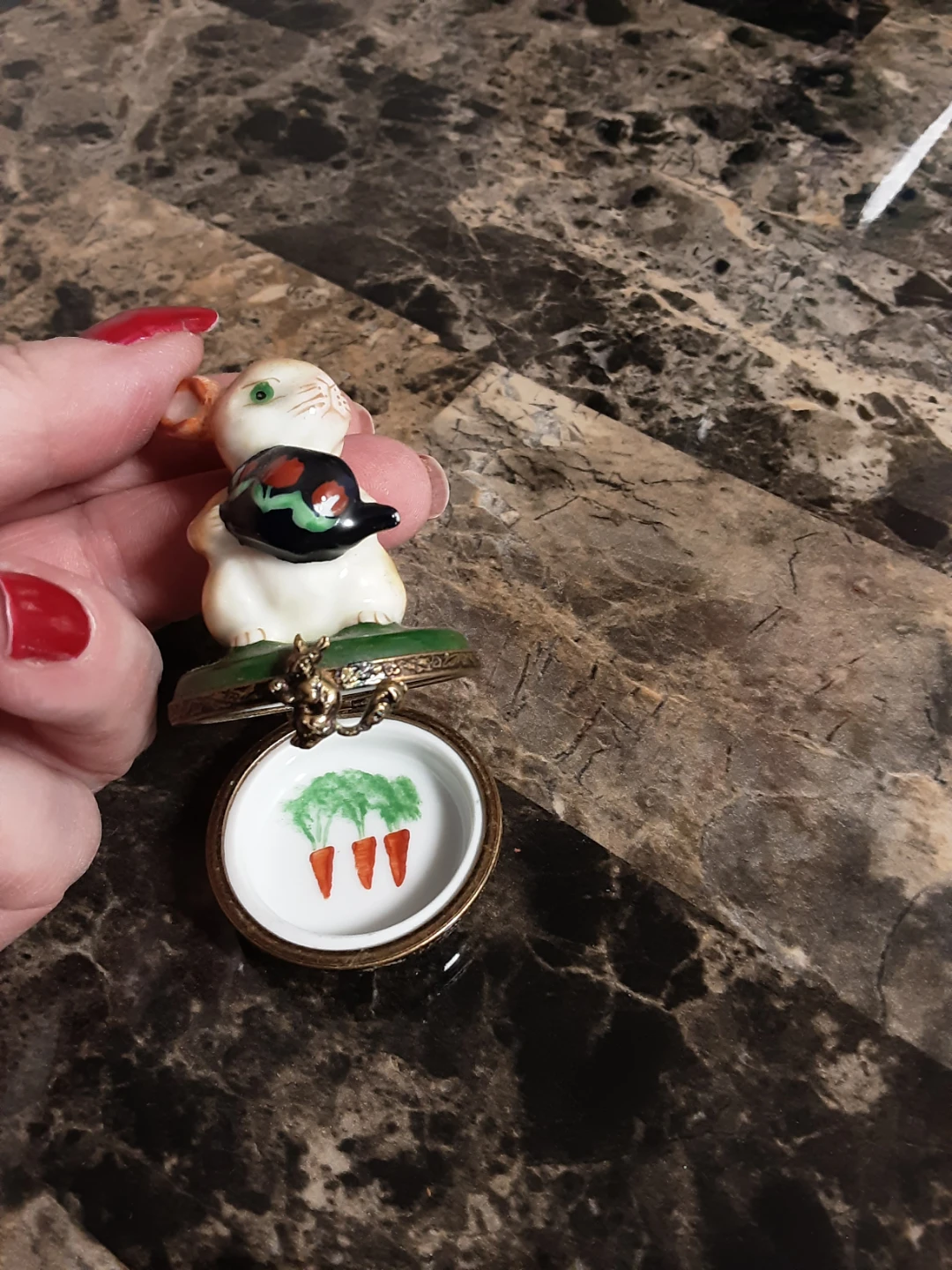 Limoges France Bunny Trinket Box with Carrots Inside - photo 2