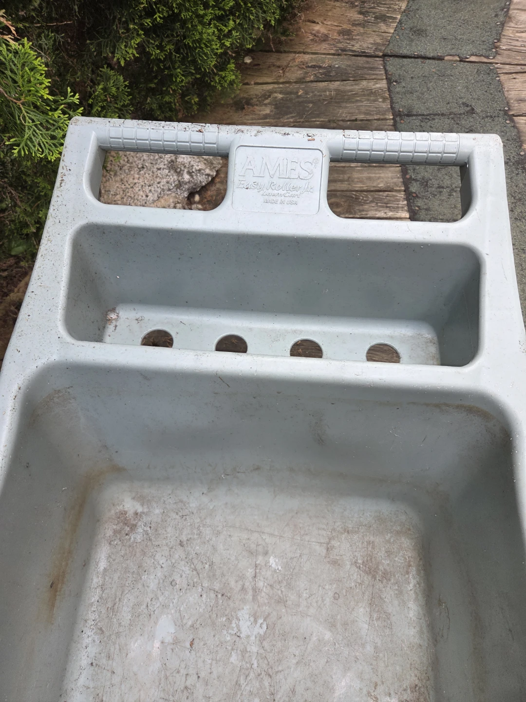AMES Easy Roller Jr. Lawn Cart - photo 2