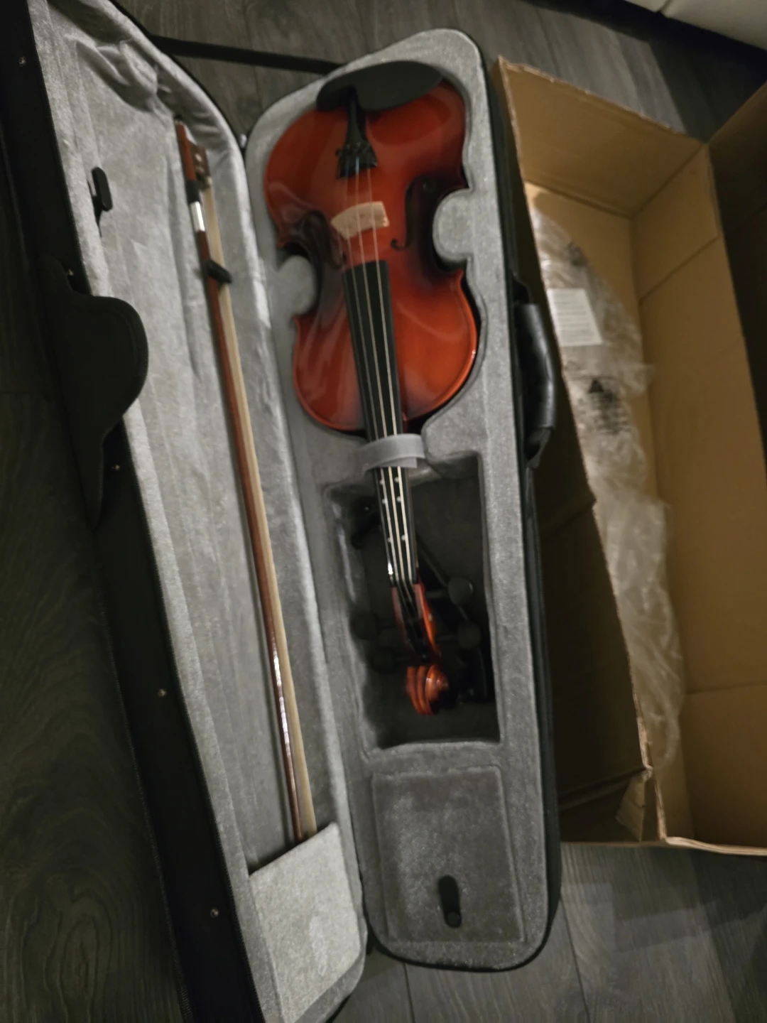 Eastar Violin with Case and Bow - photo 3