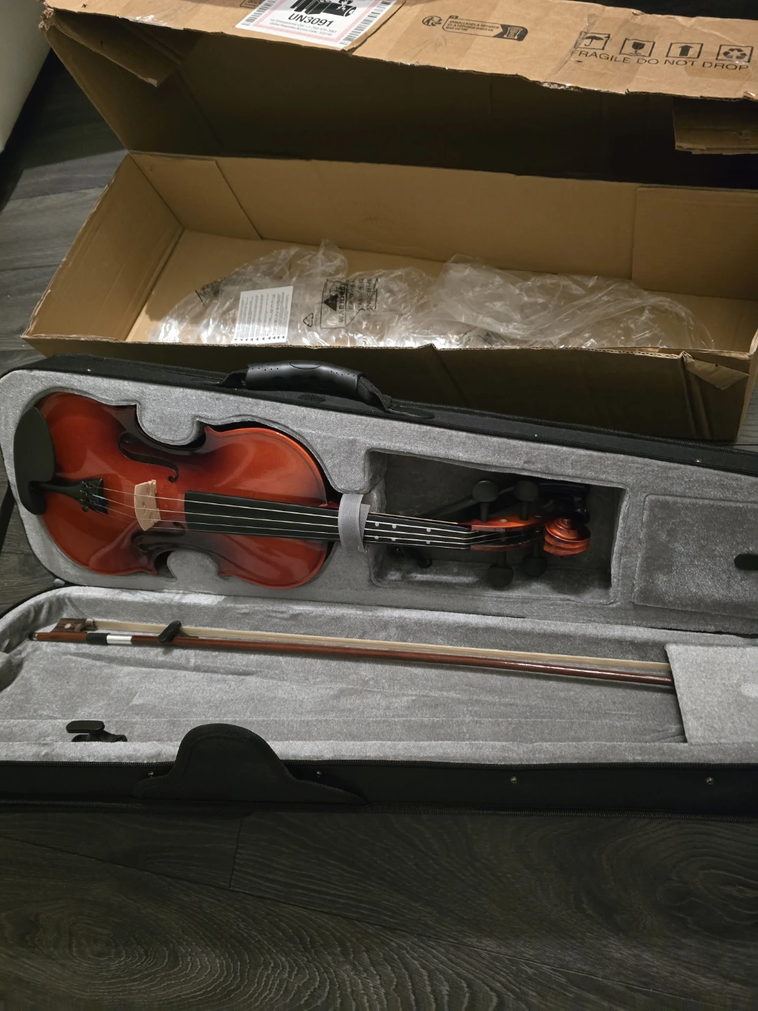 Eastar Violin with Case and Bow - photo 4