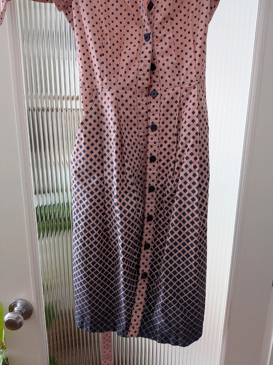 BCBG Paris Pink Polka Dot Dress Size 6 - photo 4