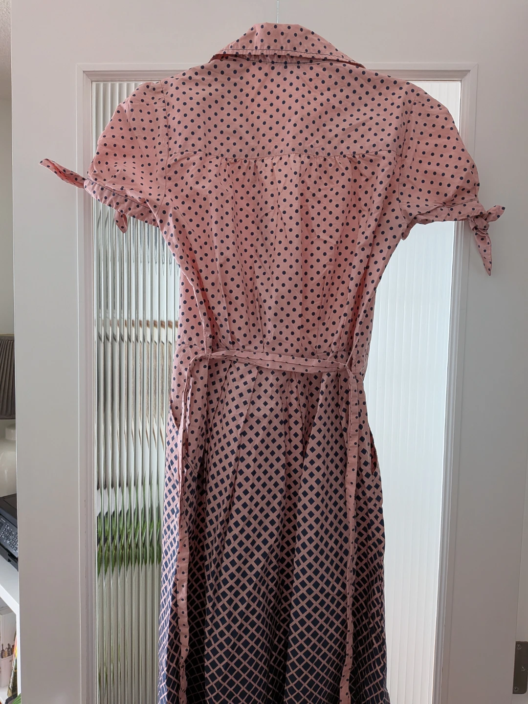 BCBG Paris Pink Polka Dot Dress Size 6 - photo 5