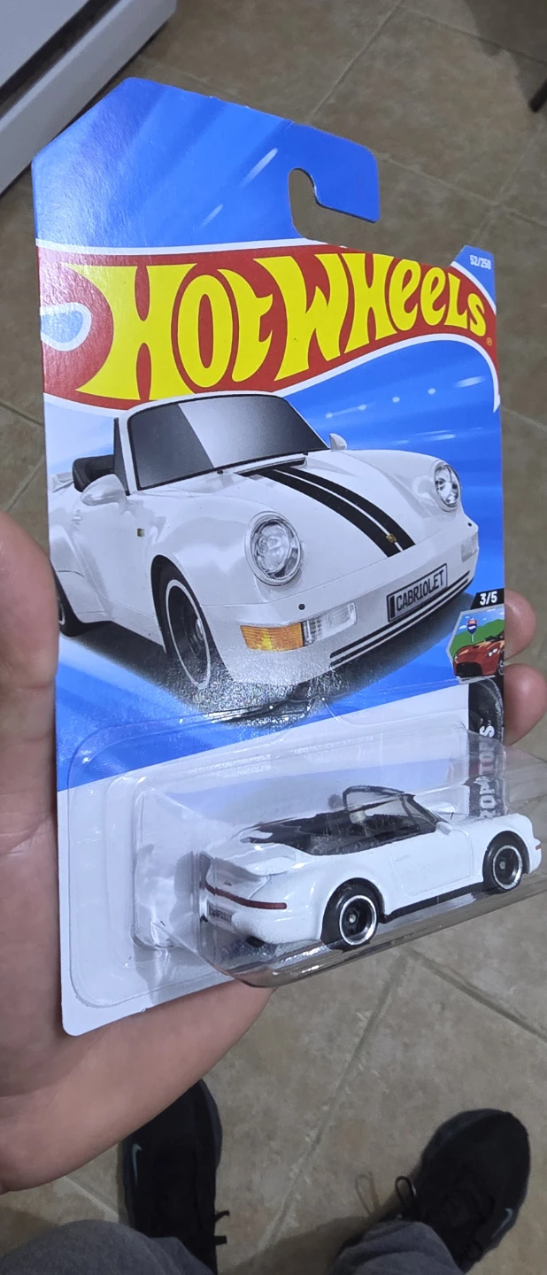 Hot Wheels Porsche 911 Turbo Cabriolet - photo 3