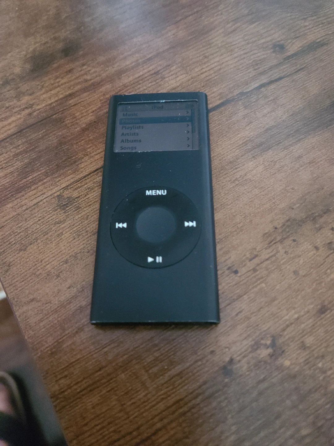 Apple iPod Nano 4th Gen 8GB Black