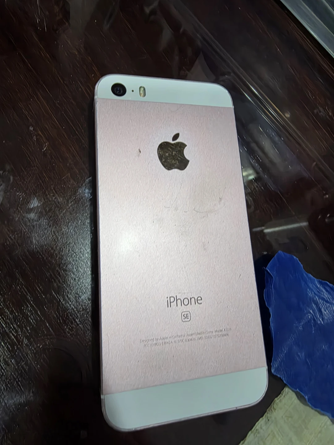 Apple iPhone SE Rose Gold 64GB