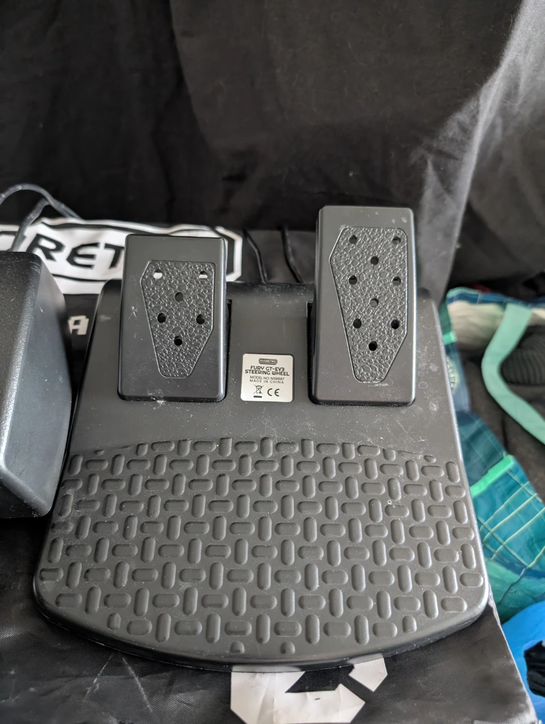 EVORETRO Racing Wheel and Pedals - photo 4