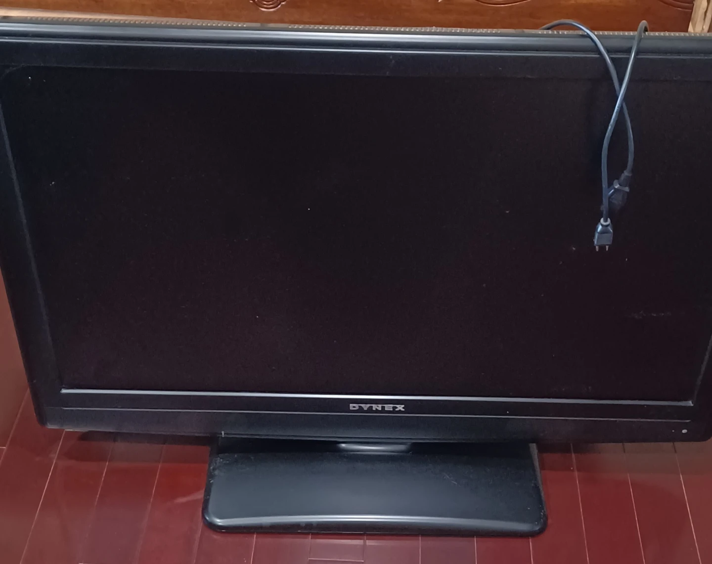 Dynex 42" HD LCD TV with Stand