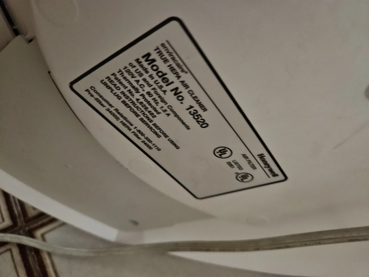 Large honeywell Air purifier - photo 4