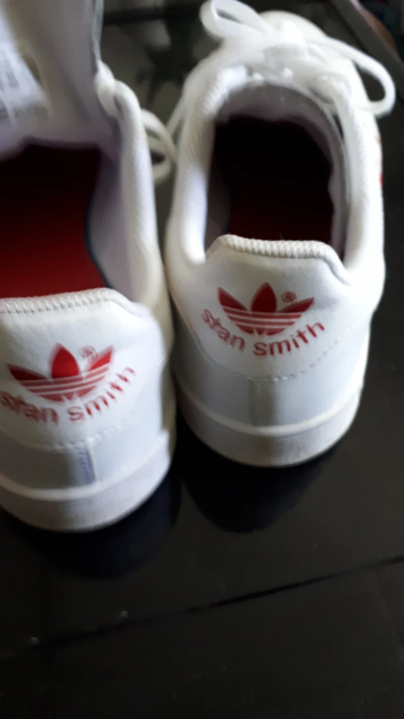 Adidas White Red Heart Sneakers Size 7.5 - photo 3