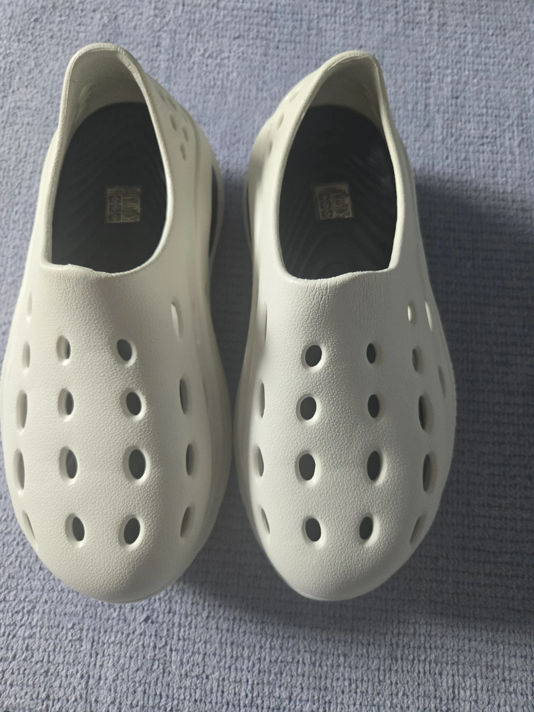 White Clog-style Shoes New