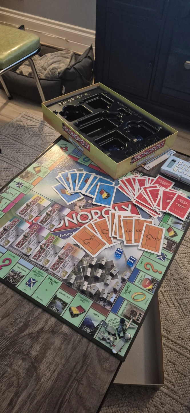 Monopoly Electronic Banking Canada Board Game - photo 3
