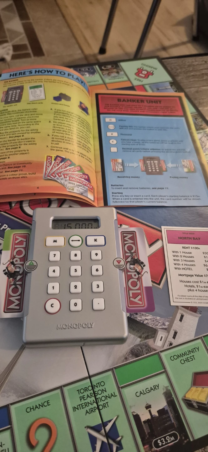 Monopoly Electronic Banking Canada Board Game - photo 4