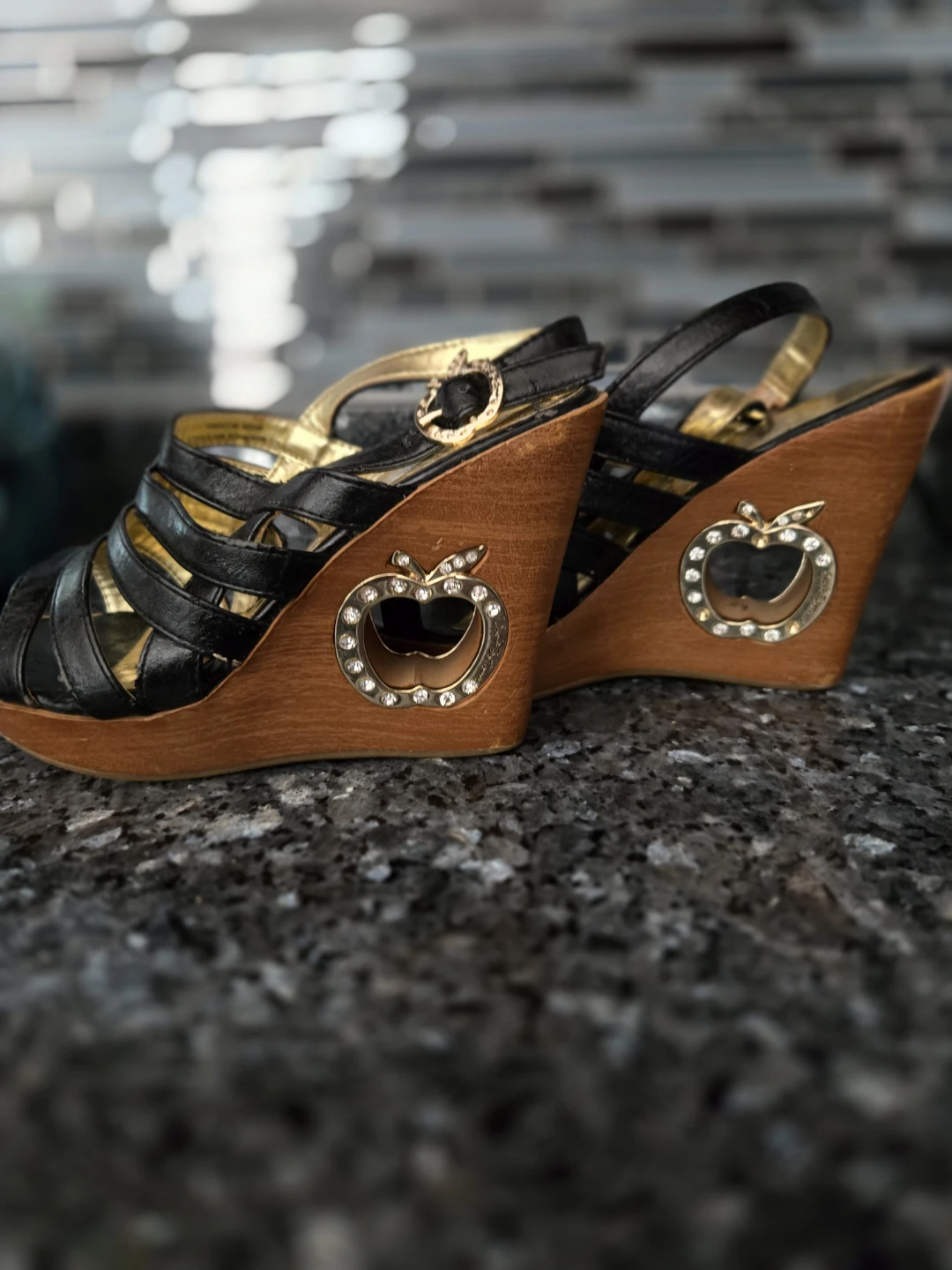 Black Wedge Sandals with Apple Detail Size 6 - photo 3