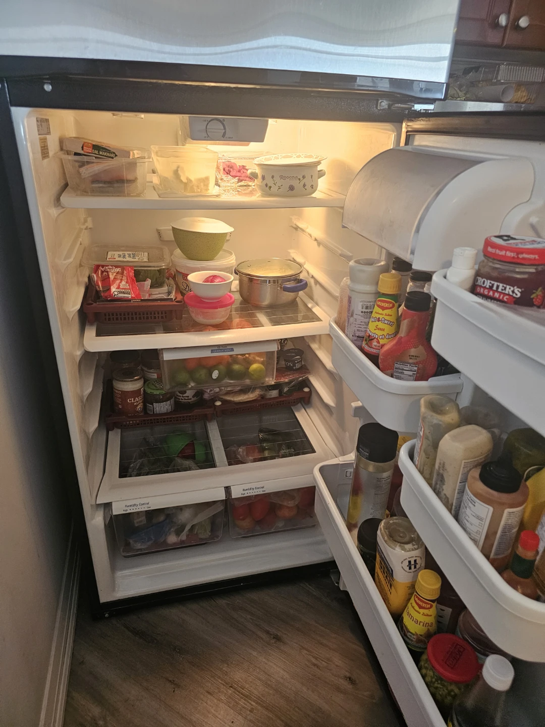 Whirlpool Refrigerator - photo 5