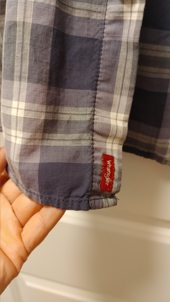 Wrangler Plaid Button-Up Shirt - L/G - photo 3