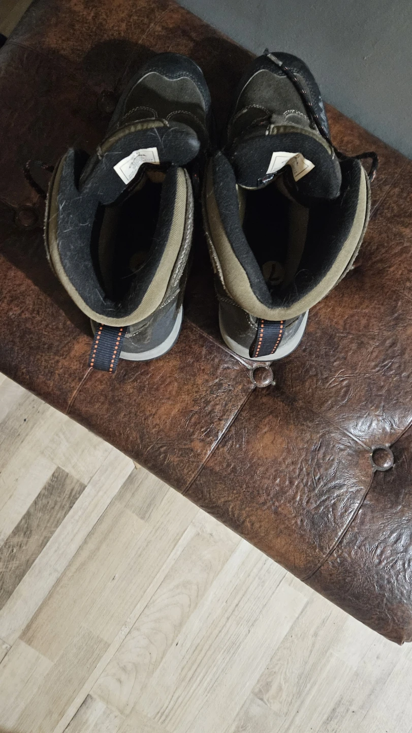 Cabela's Waterproof Hiking Boots - photo 3