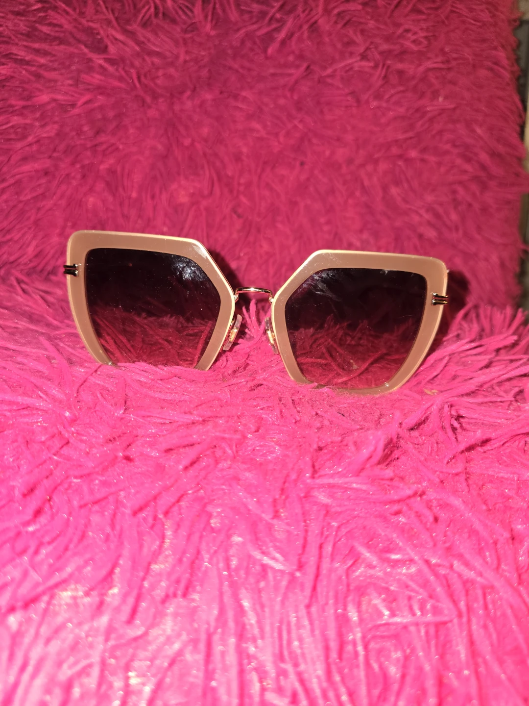 Marc Jacobs Sunglasses with Case - photo 3