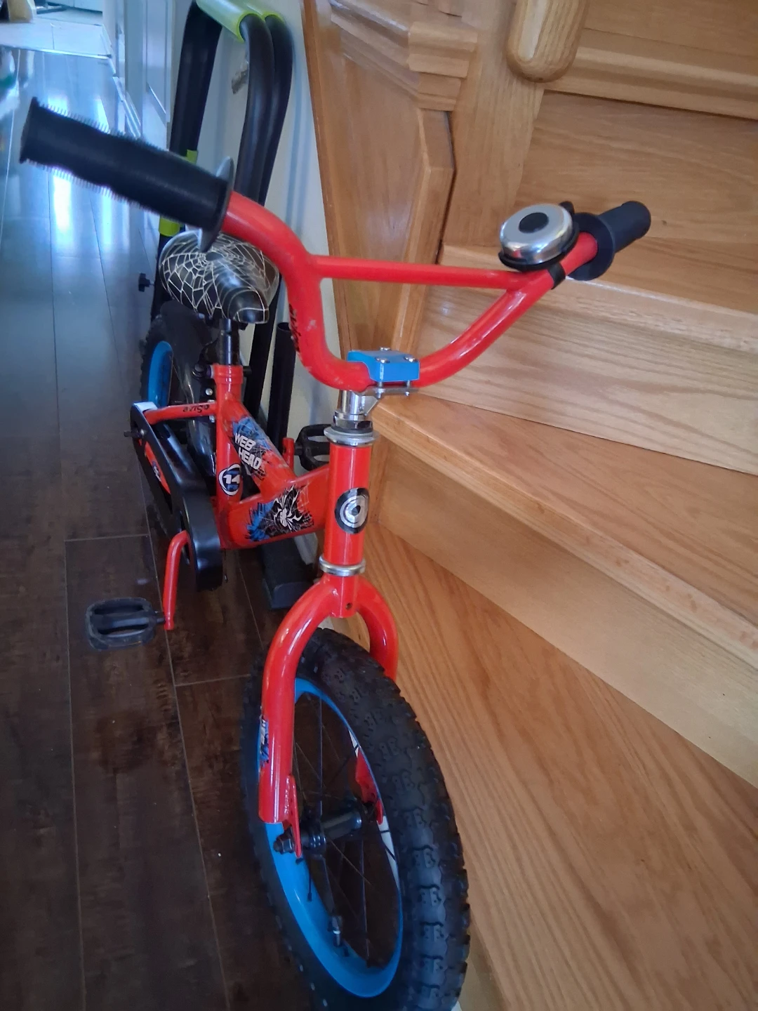 Kids bike Spider-Man 14" like new condition tune up - photo 4