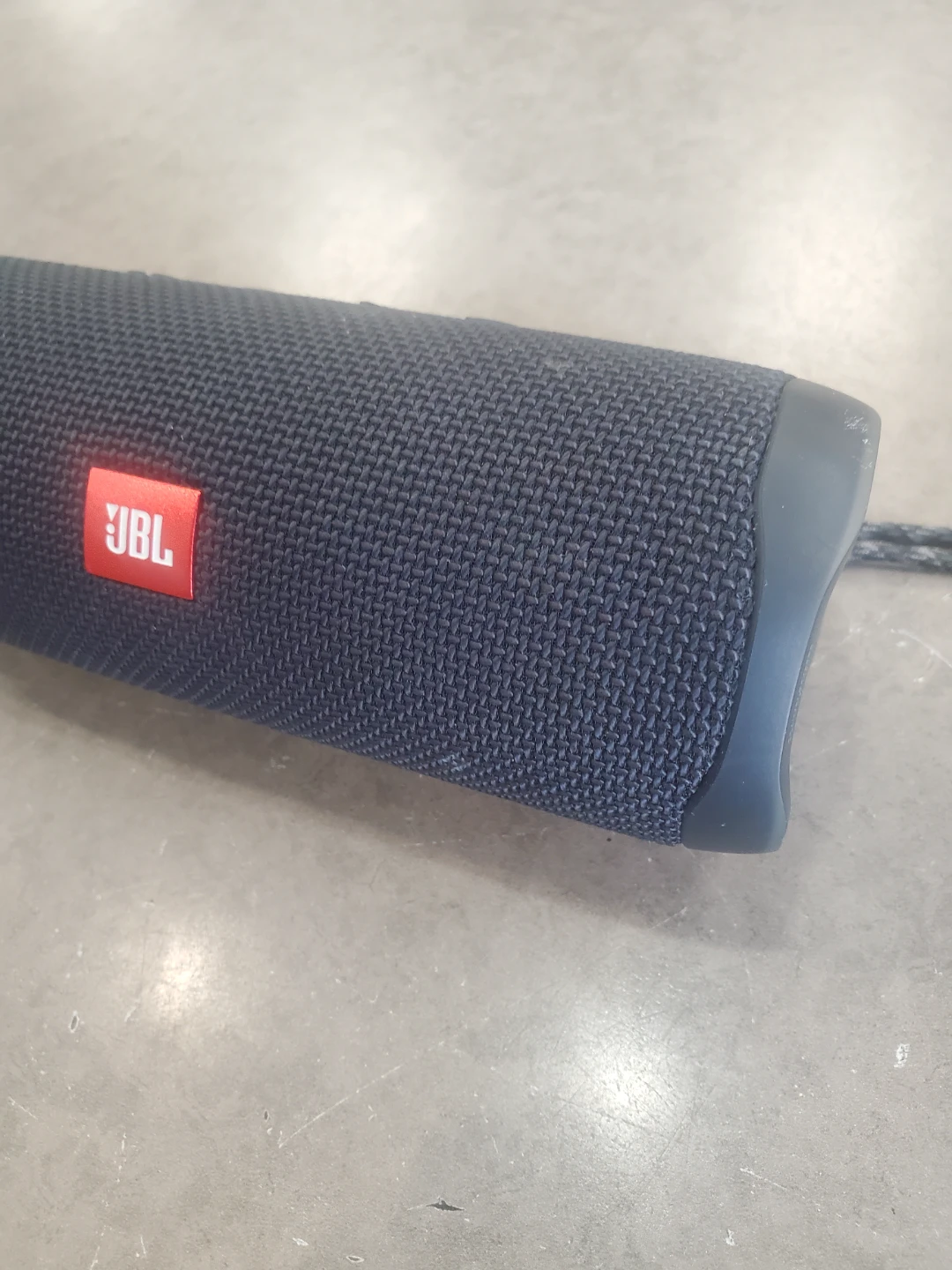 JBL Flip 5 Portable Waterproof Speaker - photo 3