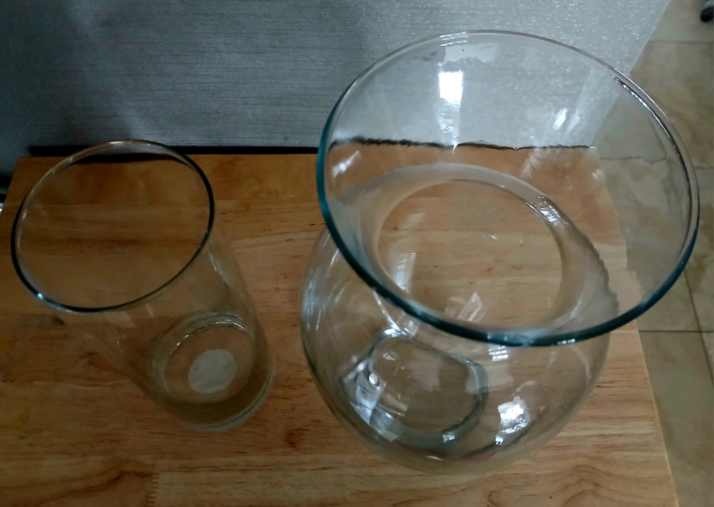 FREE Glass Vases - photo 2