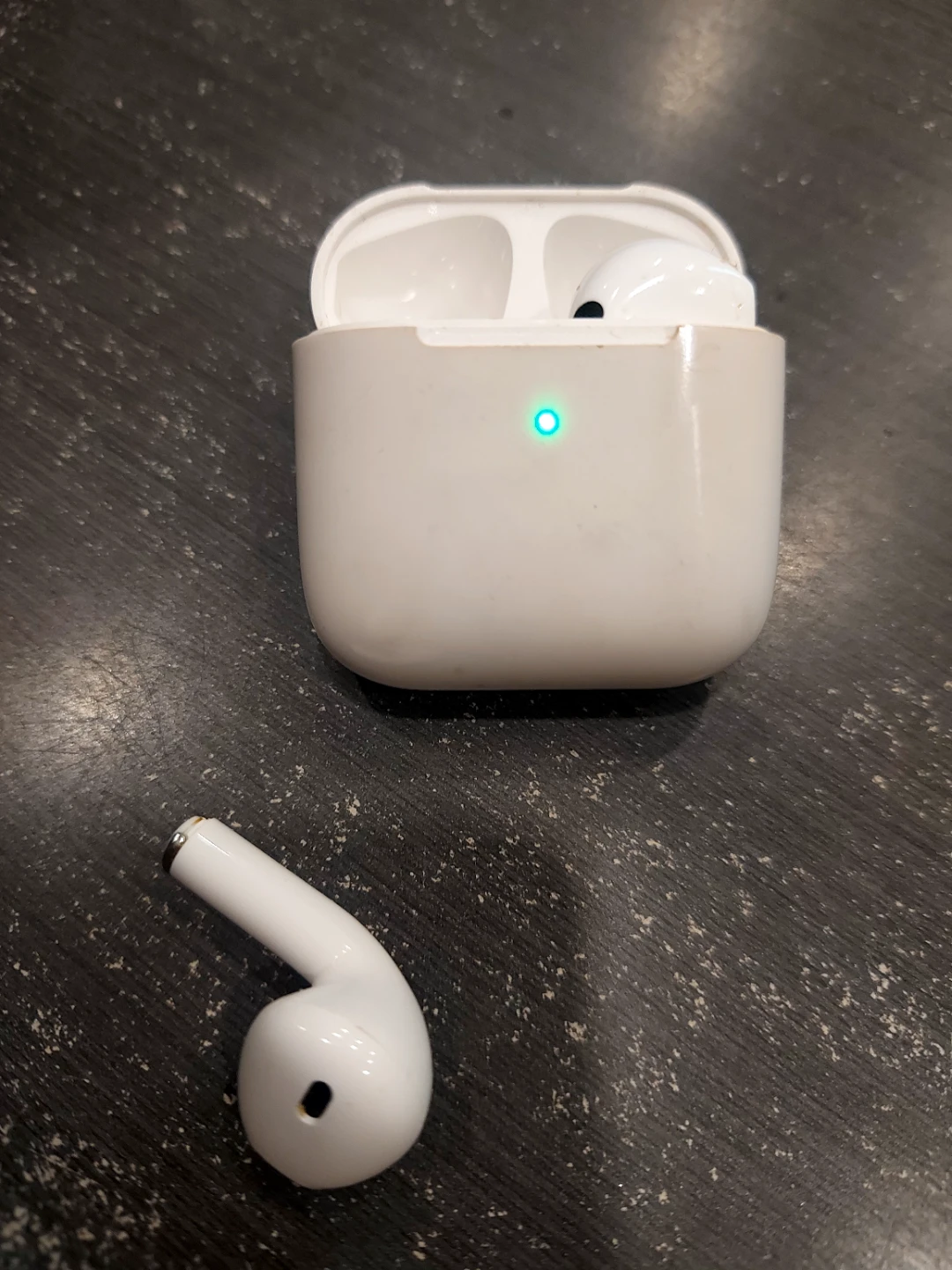 White Wireless Earbuds with Charging Case
