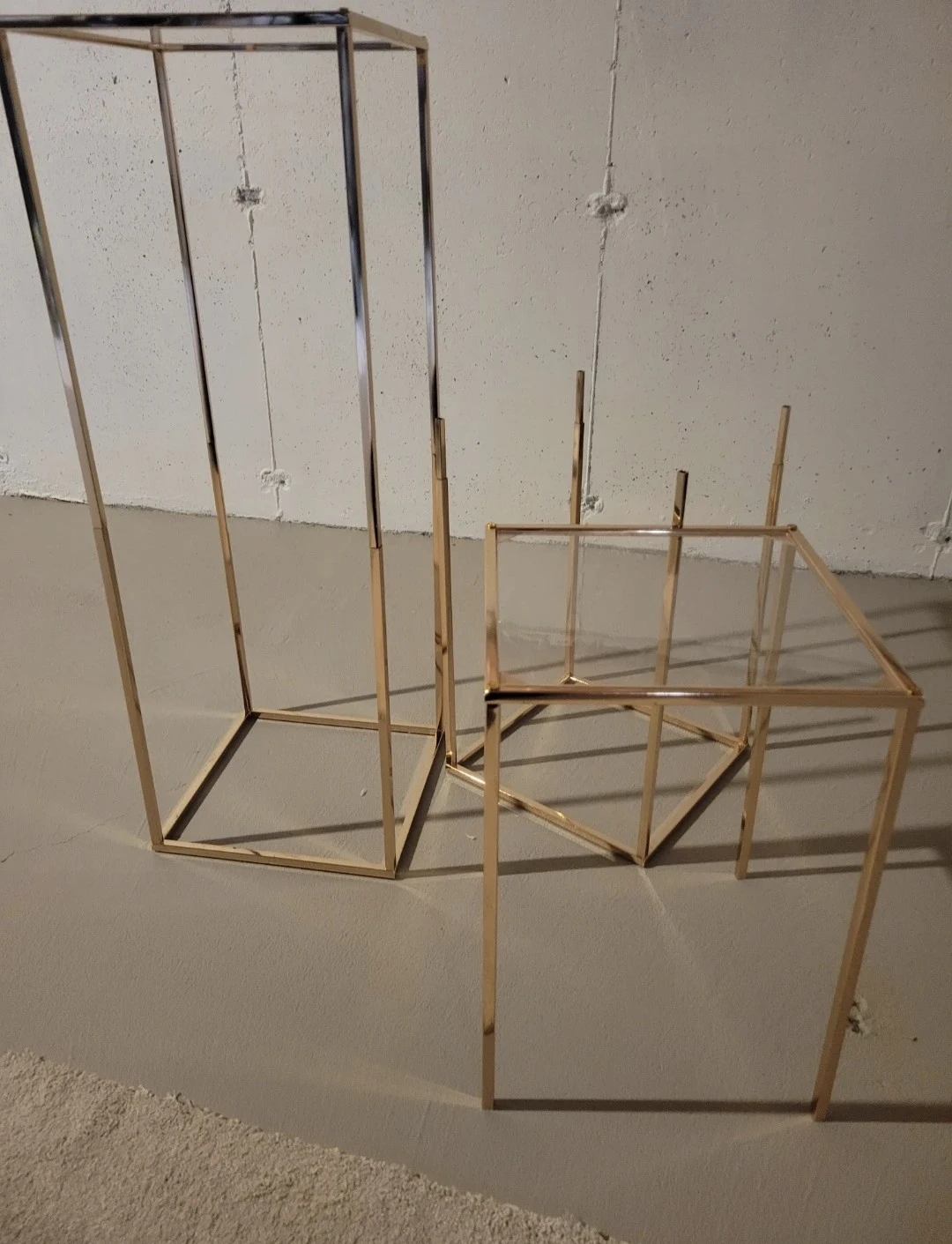 Set of 2 Gold Metal Display Stands