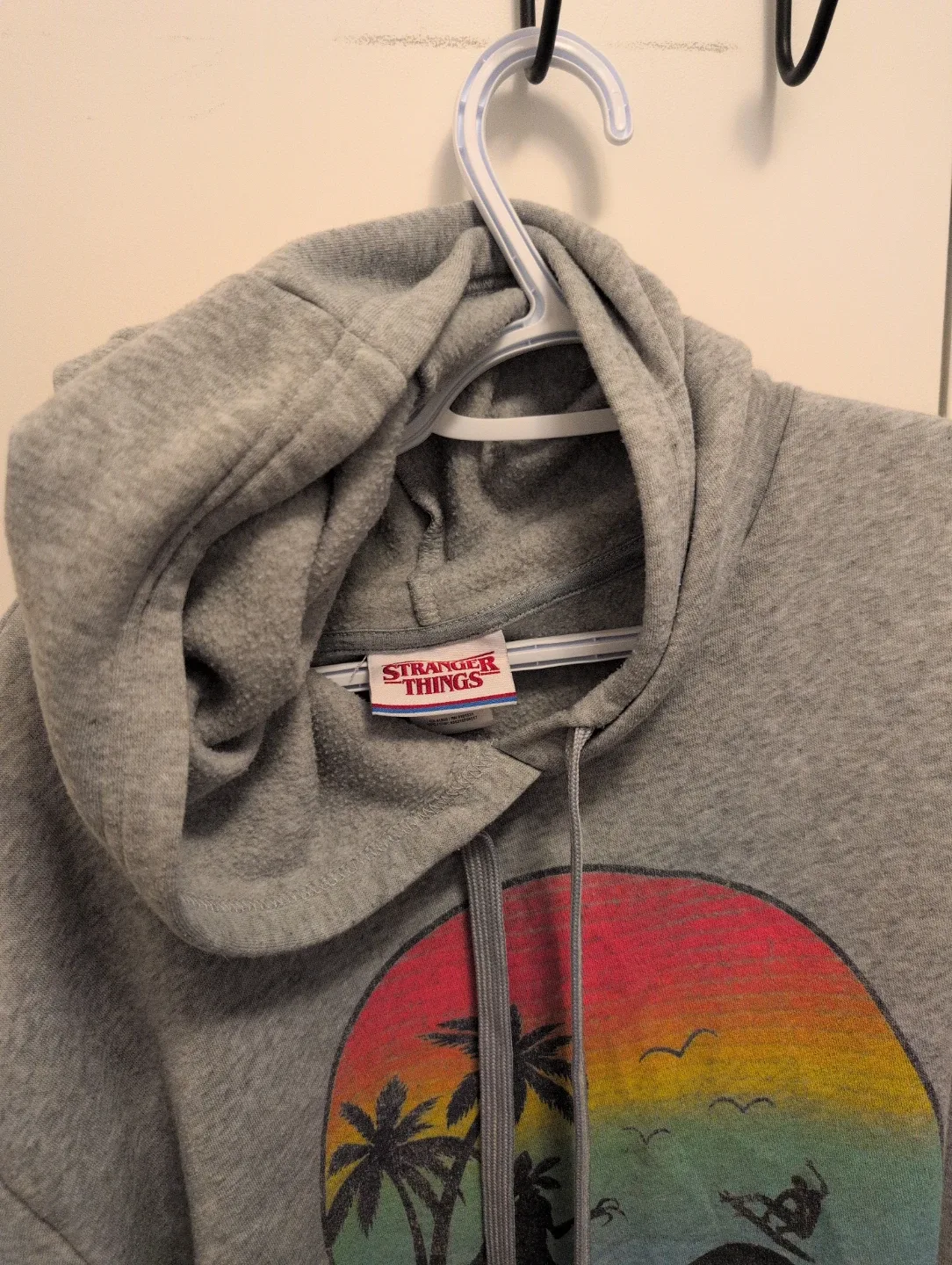 Grey "Stranger Things" & Hollister VW GTI Hoodie Bundle - photo 3