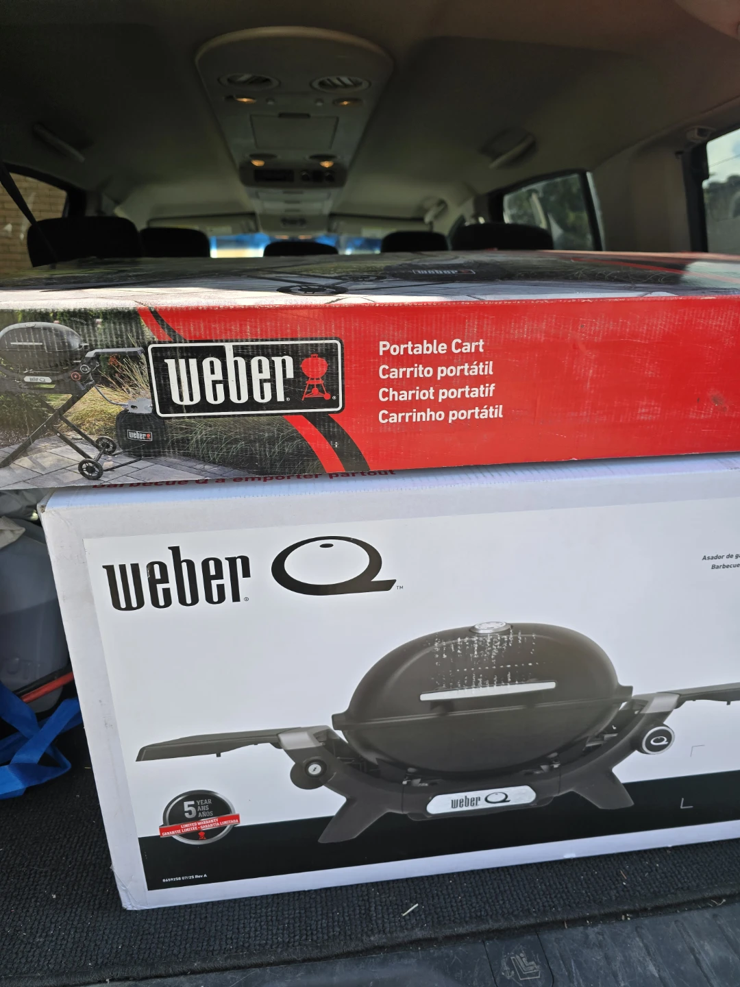 Weber Q 1200N Portable Gas Grill - photo 2