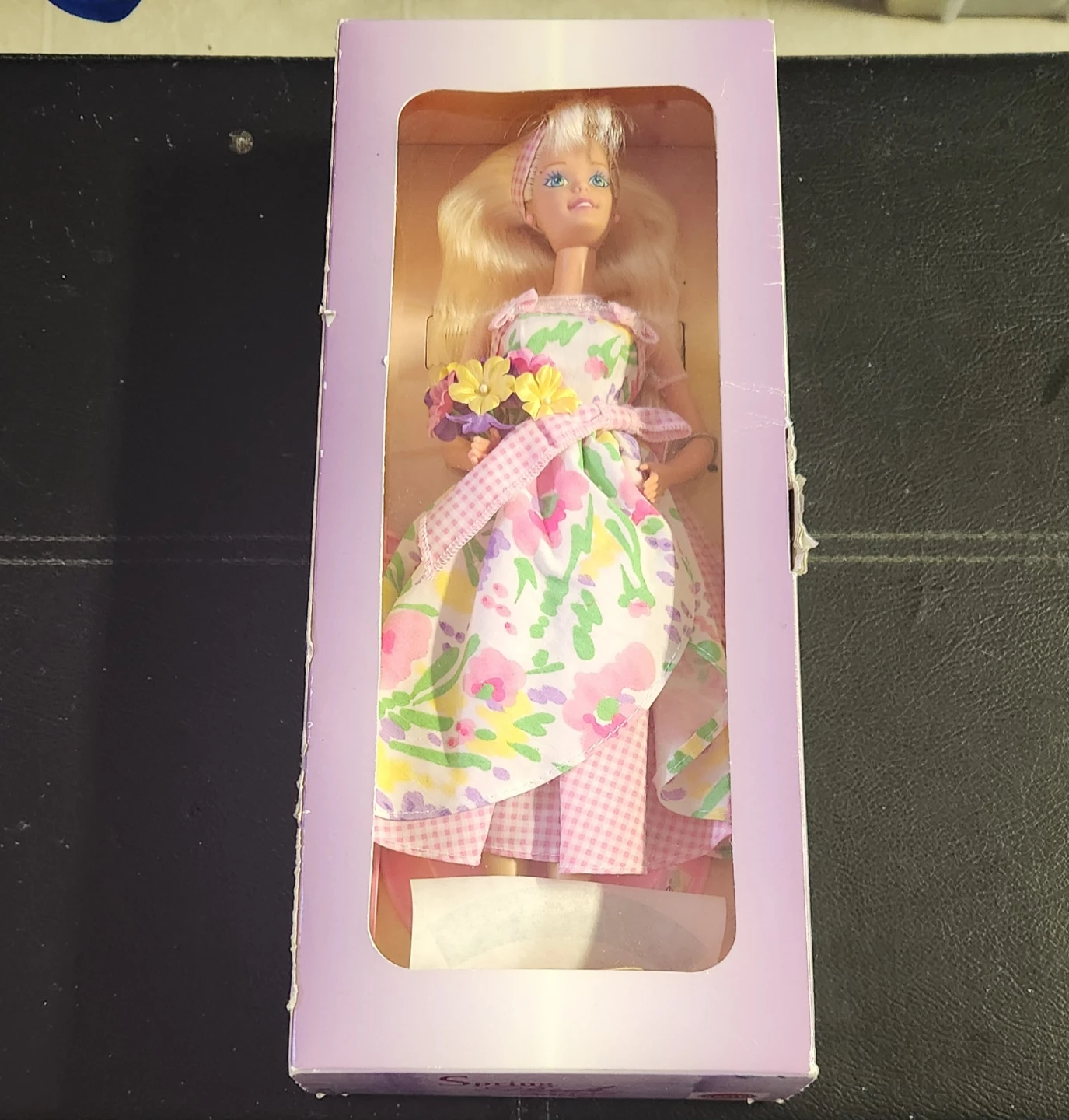 MATTEL 1996 Barbie- Avon "Spring Petals Barbie"