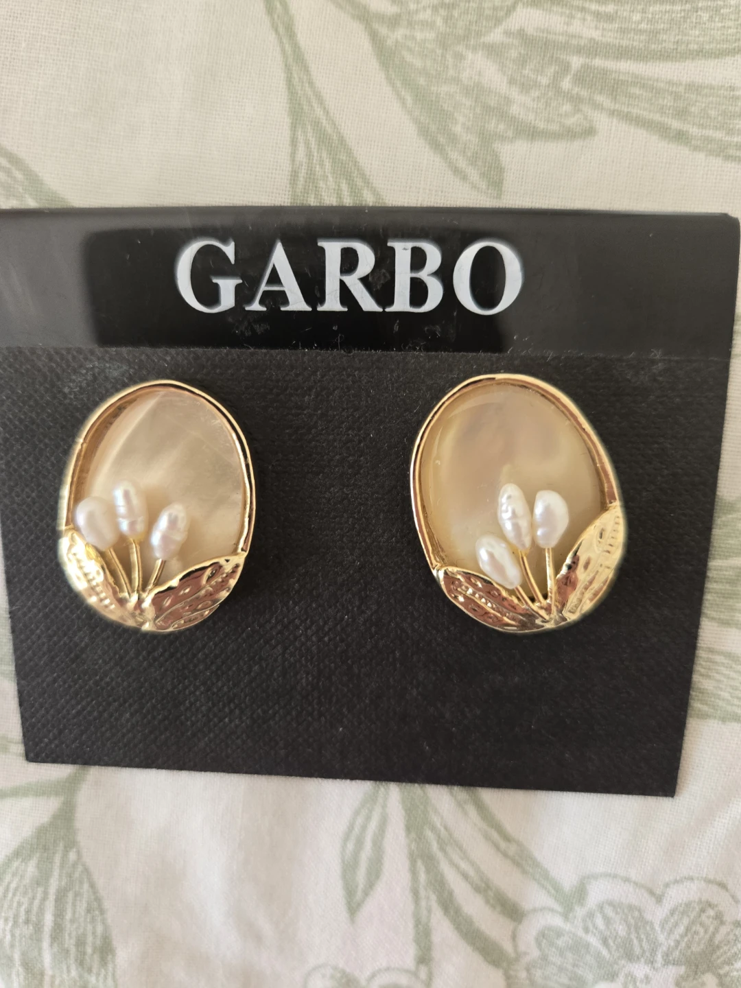 Garbo  Vintage Clip-On Earrings
