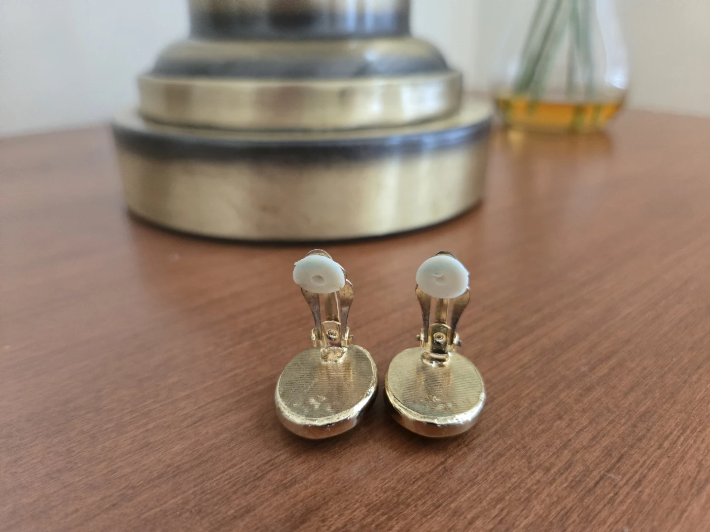 Garbo  Vintage Clip-On Earrings - photo 2