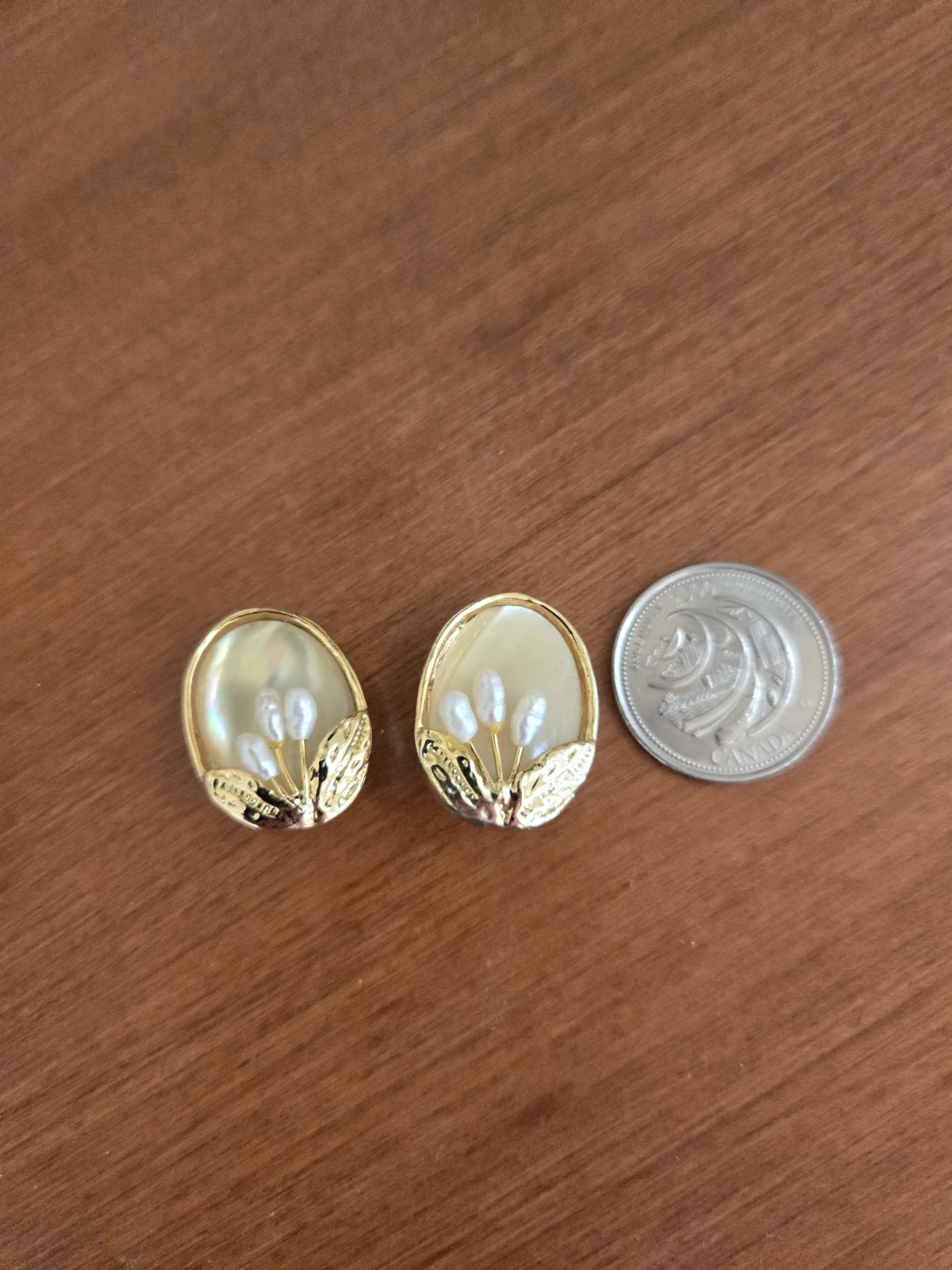 Garbo  Vintage Clip-On Earrings - photo 4