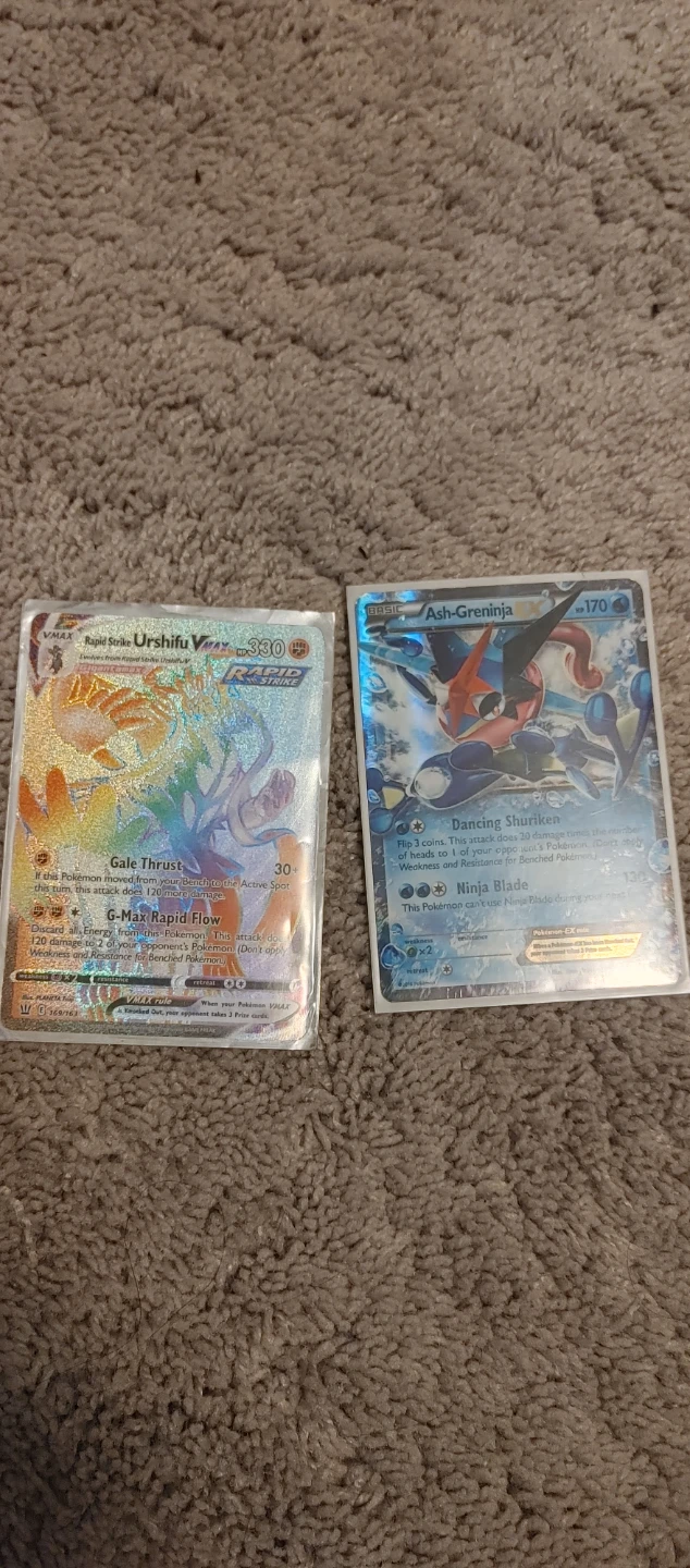 Pokemon Cards - Rapid Strike Urshifu VMAX & Ash-Greninja