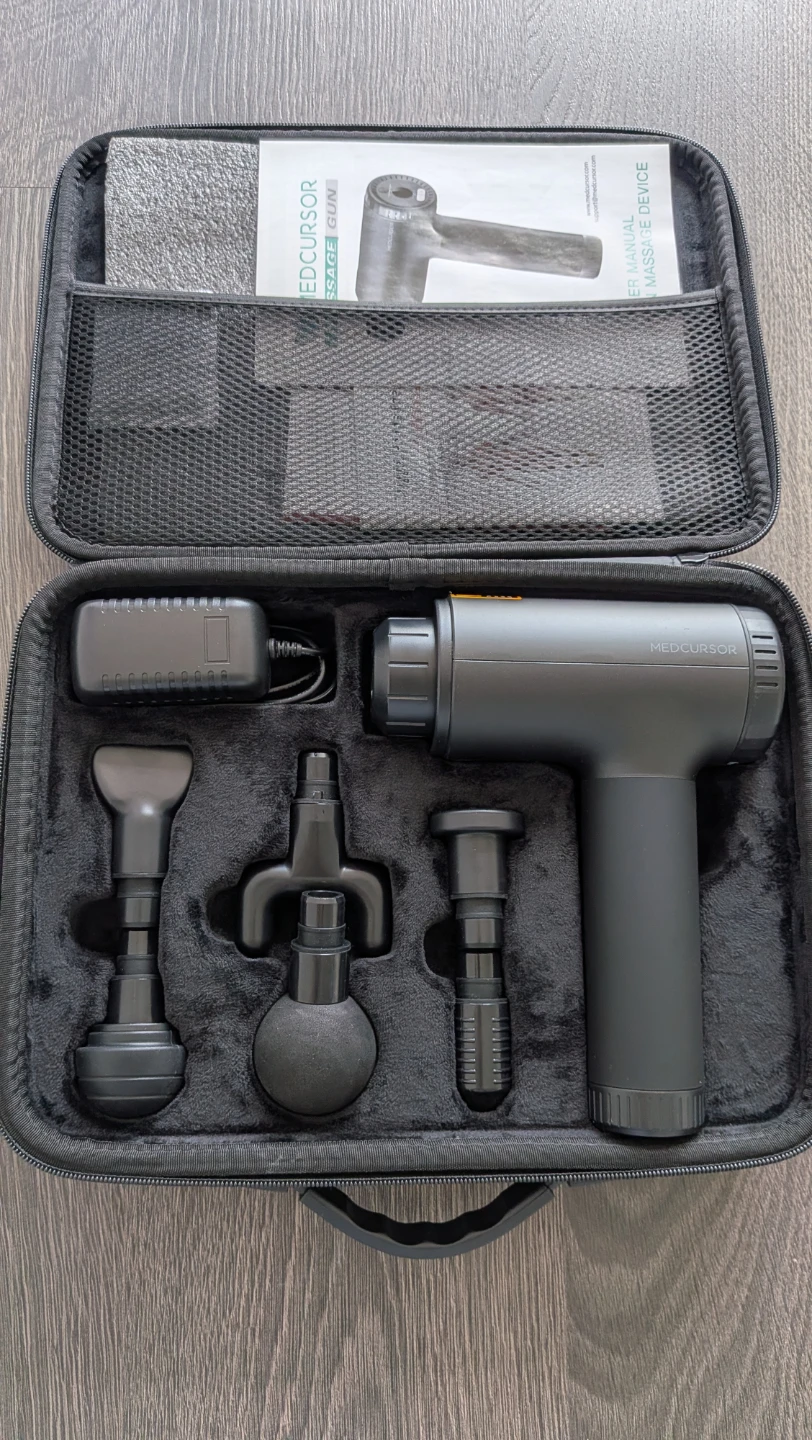 MEDCURSOR Massage Gun with 6 Attachments & Case – Like New
