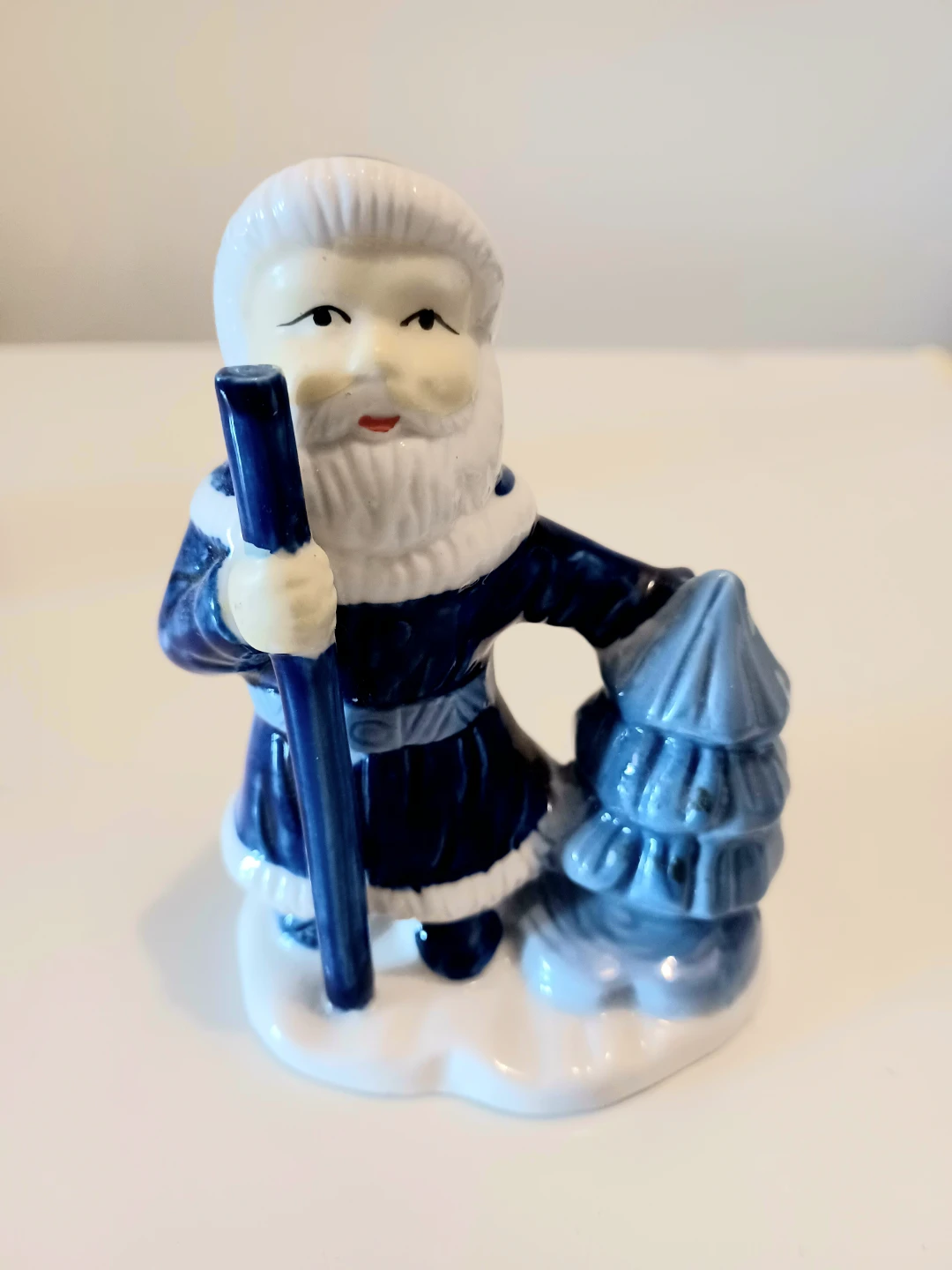 Vtg Delft Blue Old World Santa Figurine