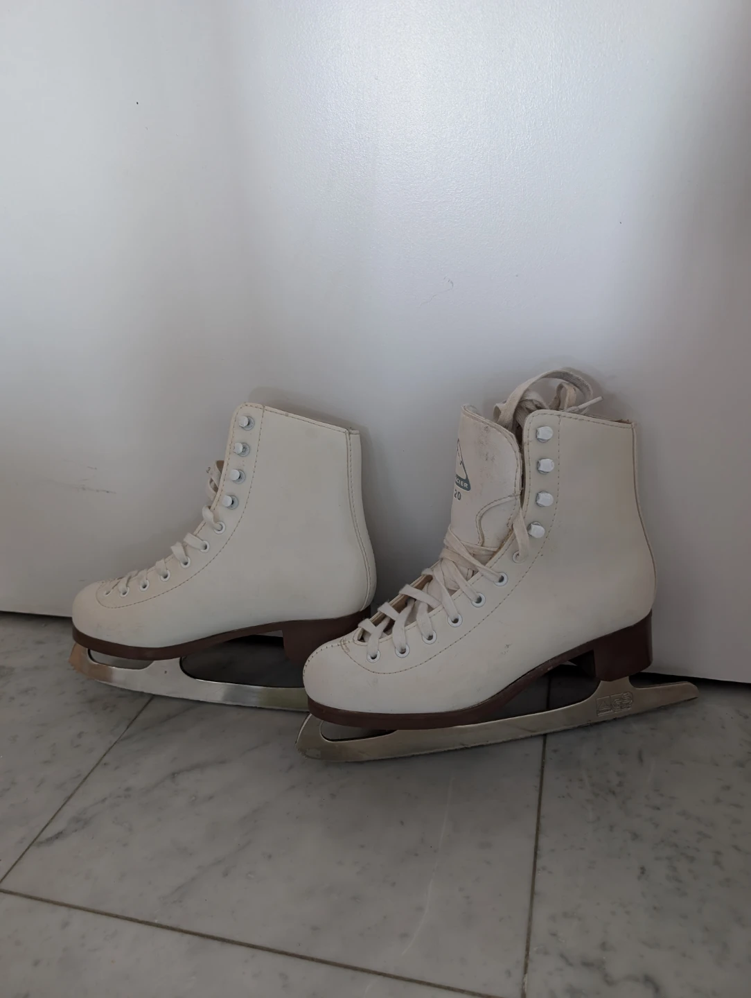 Women's Figure Skates - Moving Sale