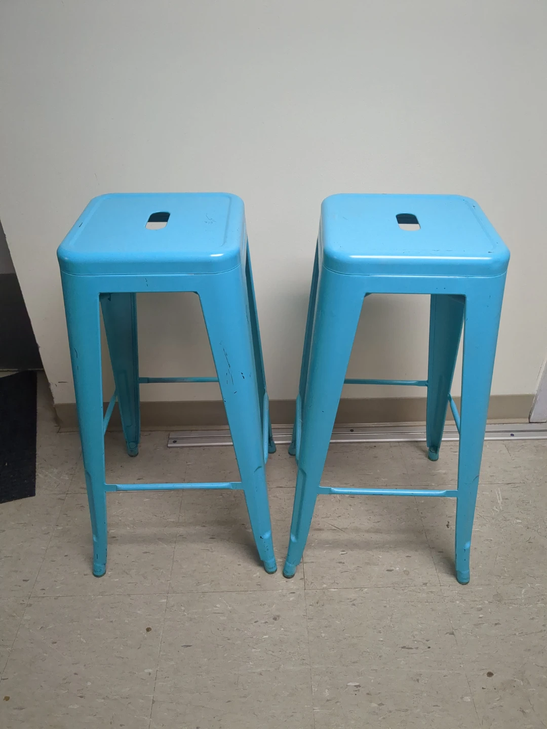 Set of 2 Blue Metal Counter Stools