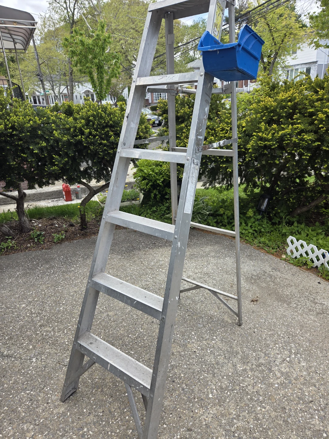 Tilley 6 ft. Aluminum Stepladder - photo 3