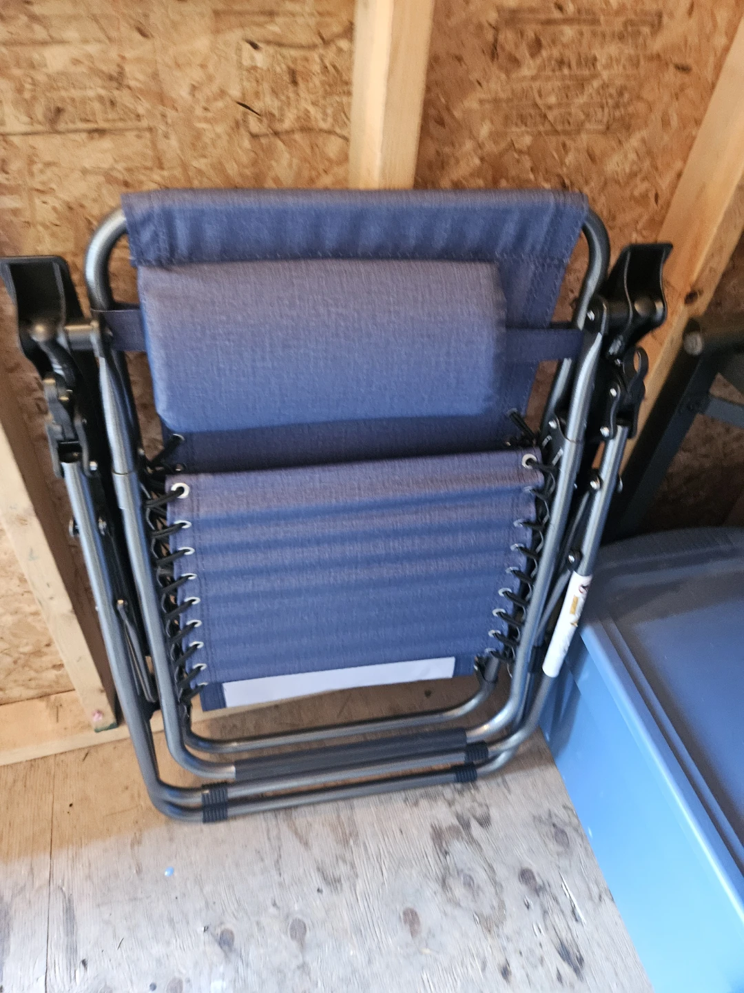 blue chair - photo 4