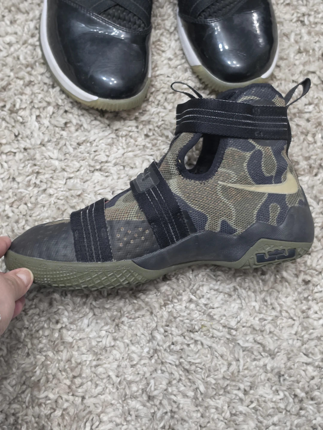 Nike LeBron Soldier 11 Shoes - photo 3